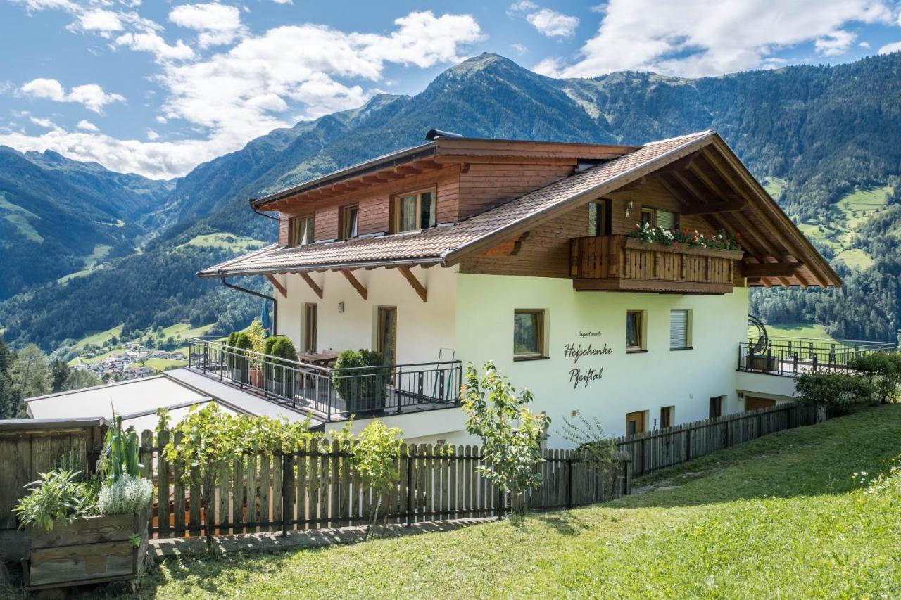 Hofschenke Pfeiftal - Heuduft Apartment San Martino In Passiria  Exterior photo